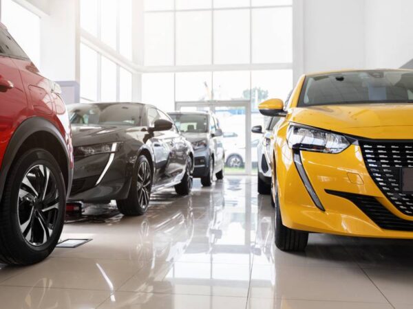 How Can Expert Car Dealership Cleaning Drive Vehicle Sales?